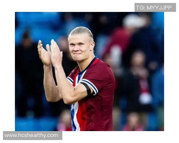 埃尔林哈兰德引领未来足球新风潮的崛起与影响分析