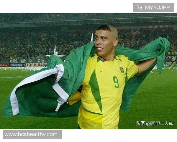 足球历史三号球星是谁 论全球球迷心中第三伟大球员之争