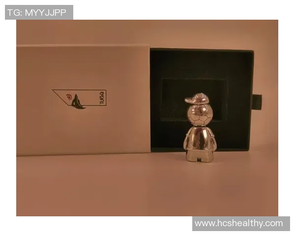 足球球星手办蓝牙音响创意设计引领潮流科技与体育文化融合新风尚