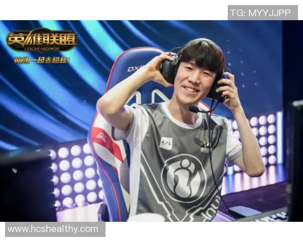 穿九号球服的足球传奇人物：从经典到现代的赛场英雄解析